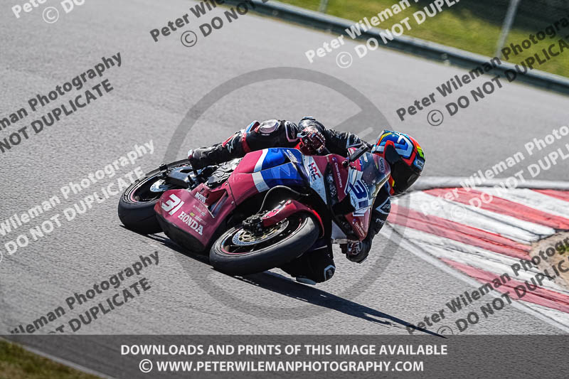 donington no limits trackday;donington park photographs;donington trackday photographs;no limits trackdays;peter wileman photography;trackday digital images;trackday photos